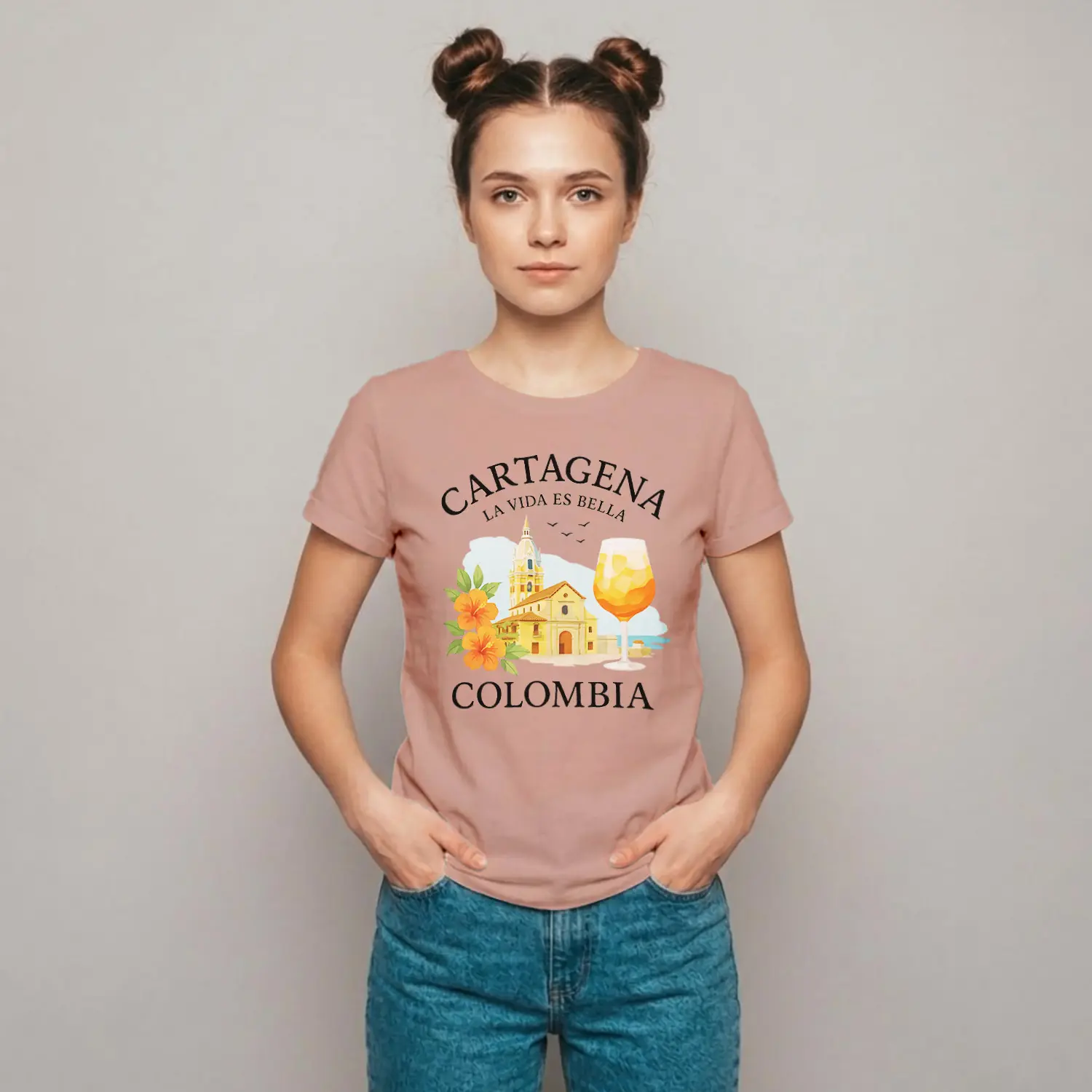 Cartagena Temalı Renkli Tasarım Baskılı Kadın Tişört