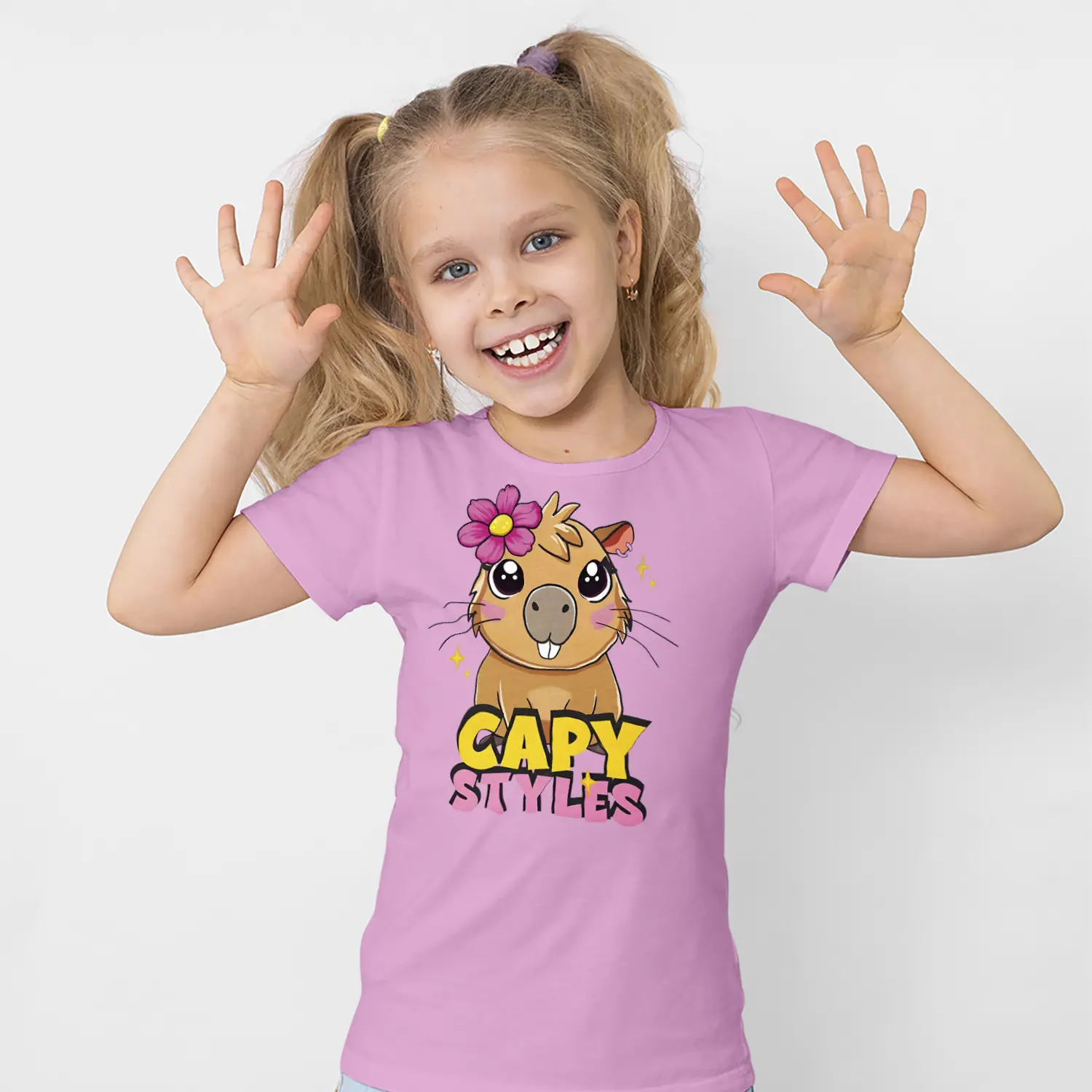 Çiçekli Sevimli Kapibara Karikatür Figürlü Baskılı Kız Çocuk Tişörtü