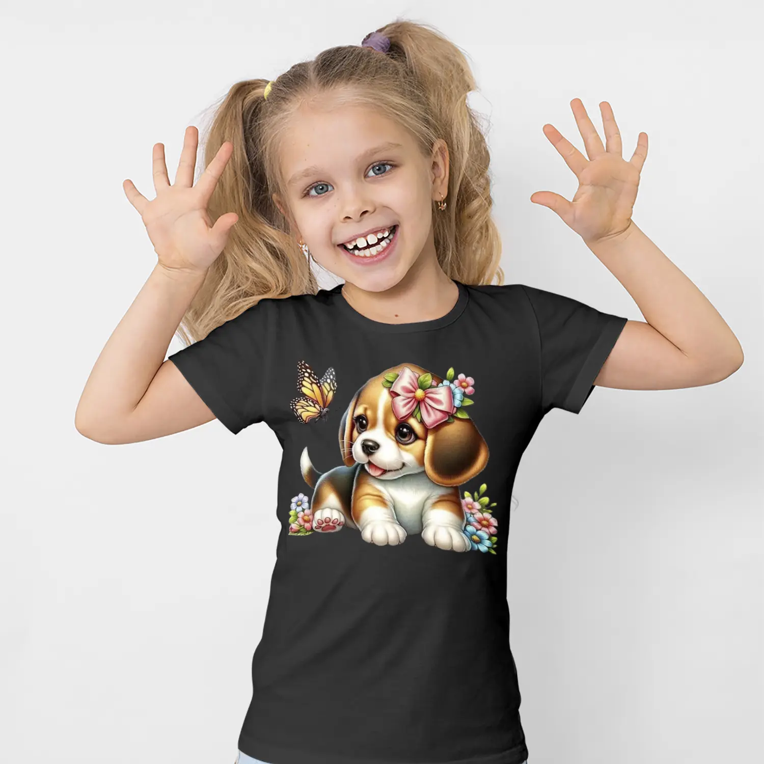 Çiçekli Sevimli Yavru Köpek ve Kelebek Figürlü Baskılı Kız Çocuk Tişörtü
