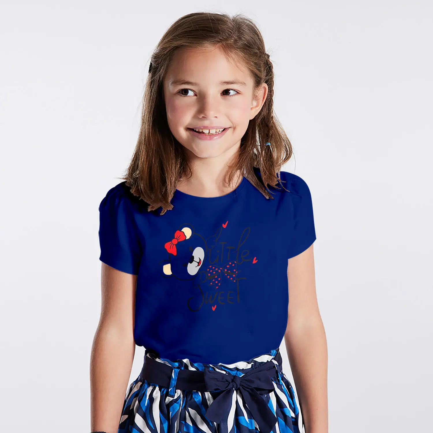 Fiyonklu Sevimli Ayıcık Little Sweet Yazılı Baskılı Kız Çocuk Tişörtü