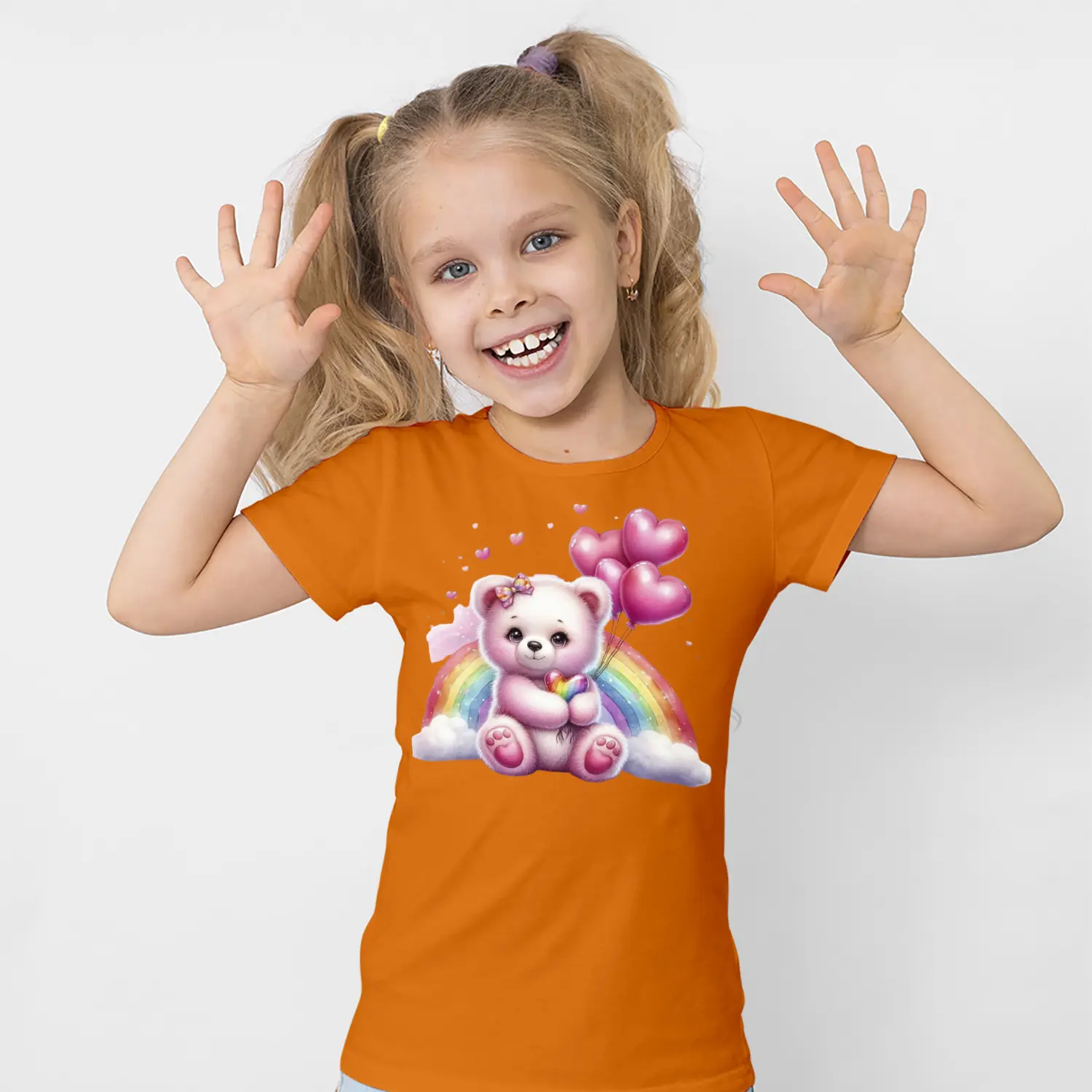 Gökkuşaklı Kalpli Balon Tutan Pembe Ayıcık Figürlü Baskılı Kız Çocuk Tişörtü
