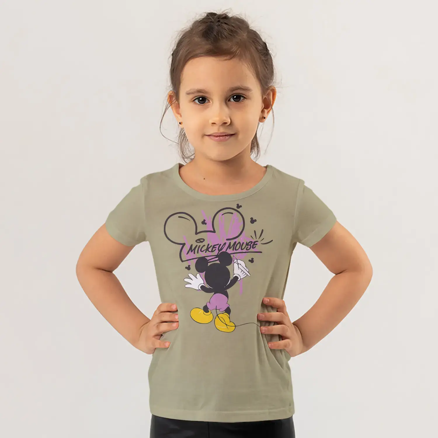 Graffiti Tarzı Yuvarlak Kulaklı Sevimli Fare Kahraman Sırttan Baskılı Kız Çocuk Tişörtü