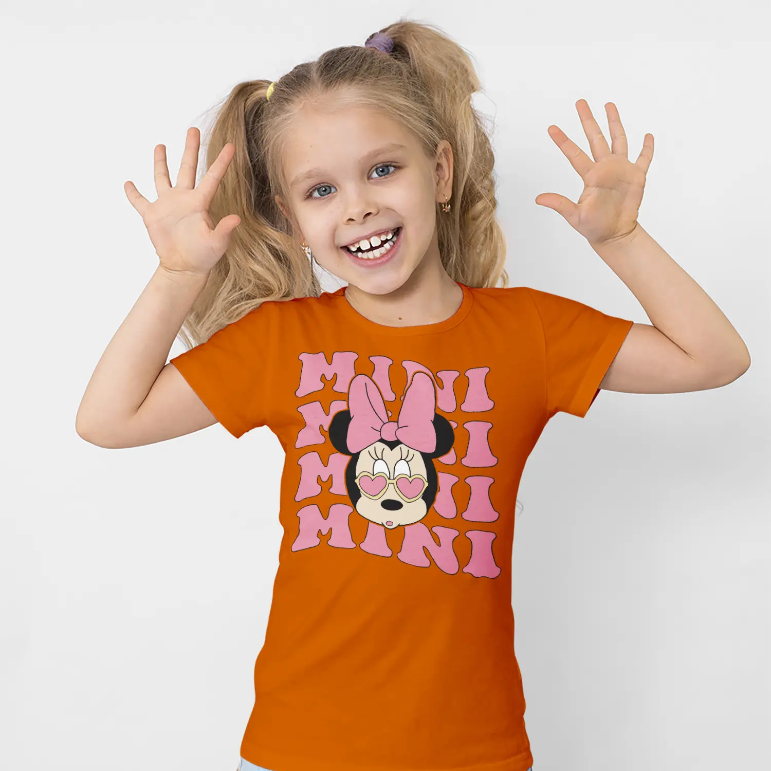 Kalp Gözlüklü Yuvarlak Kulaklı Fare Karikatür Mini Yazılı Baskılı Kız Çocuk Tişörtü