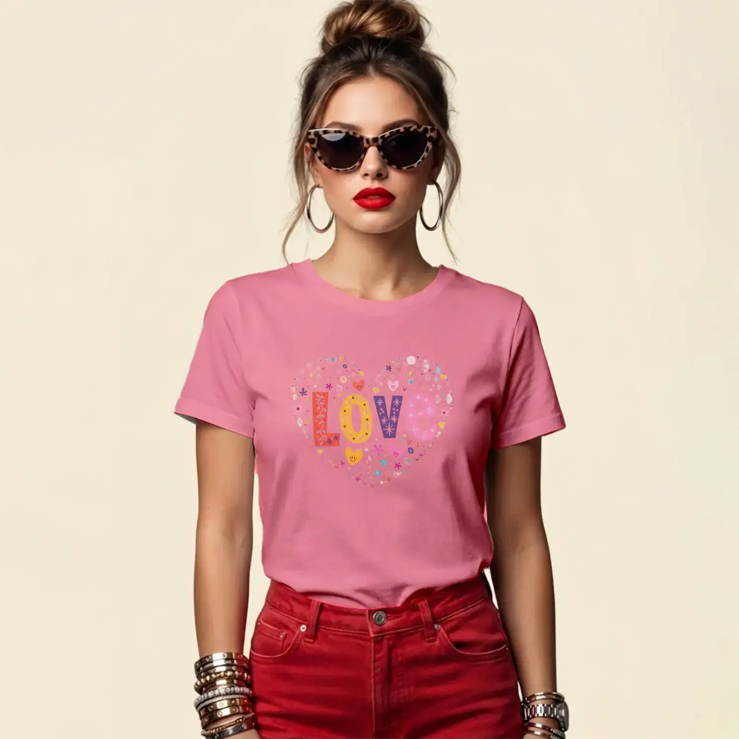 Love Baskılı Renkli Figürlü Kadın Tişört