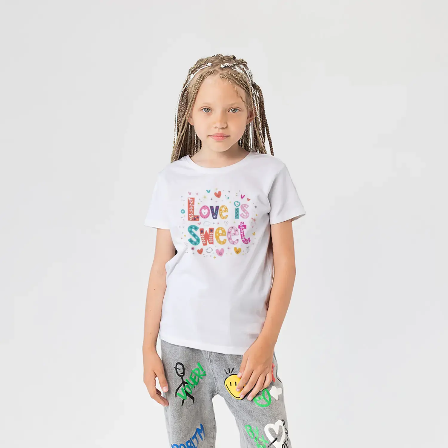 Love Is Sweet Renkli Yazı Baskılı Kiz Çocuk Tisortu Tişörtü