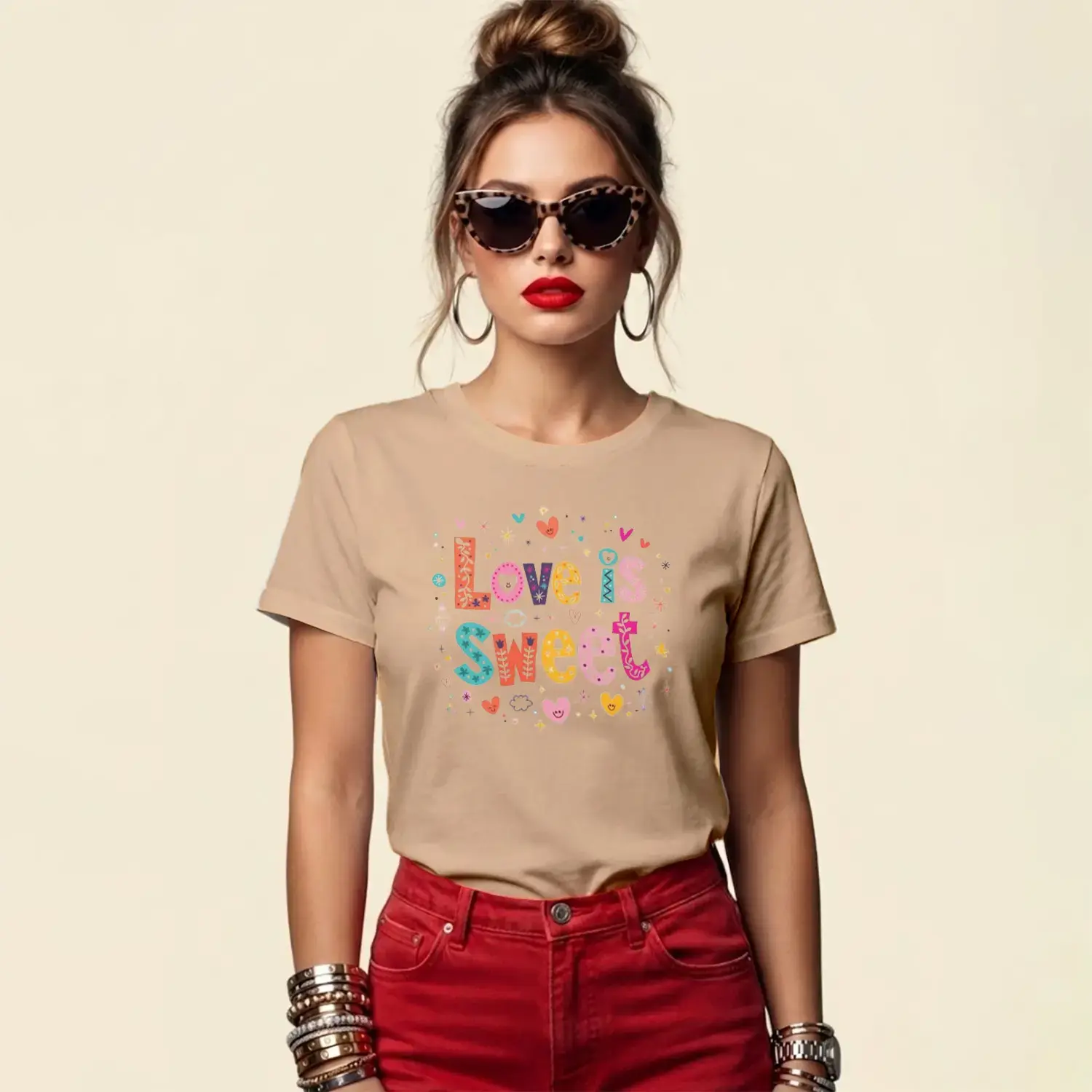 Love Is Sweet Yazı Baskılı Kadın Tişört