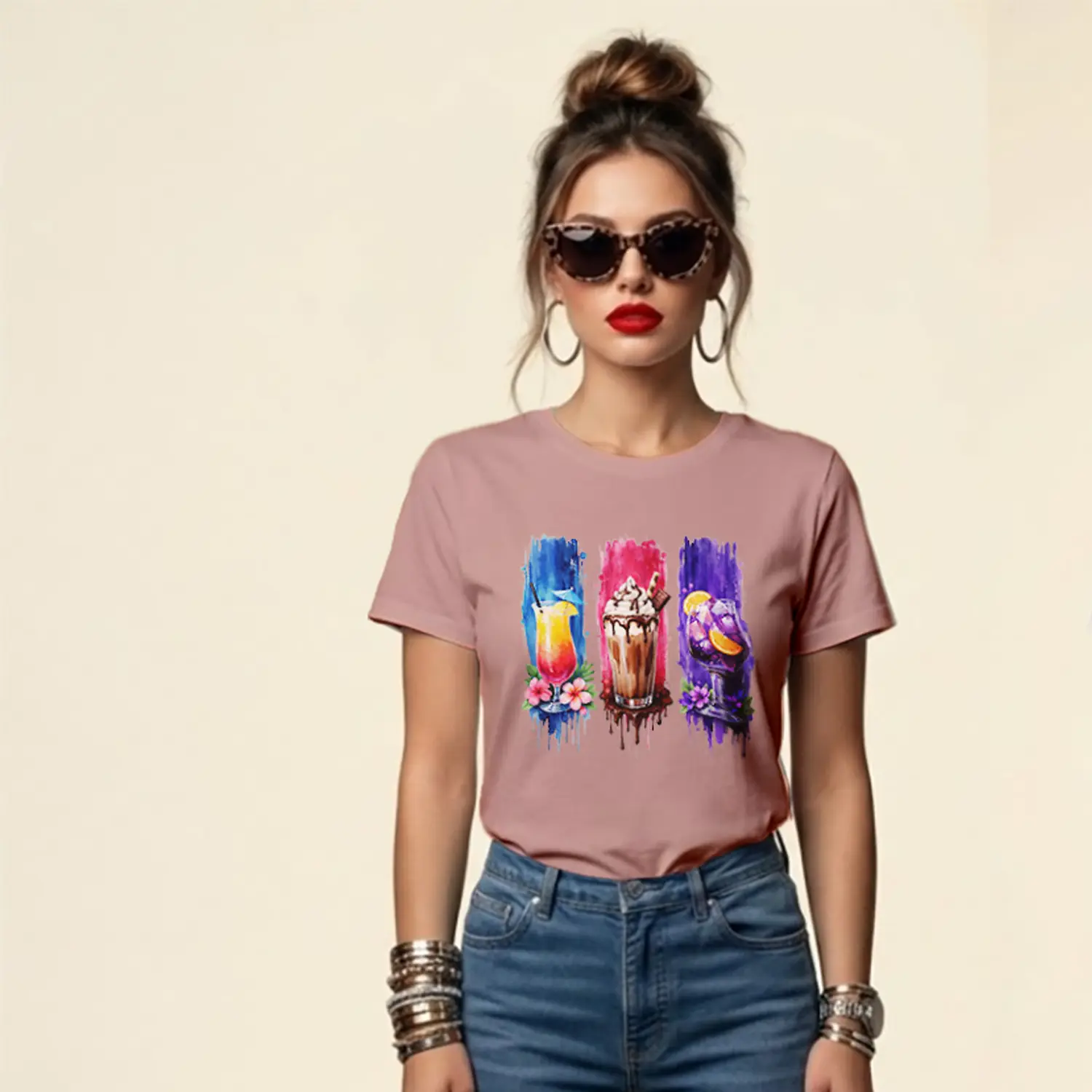 Renkli Kokteyl Temalı Baskılı Kadın Tişört