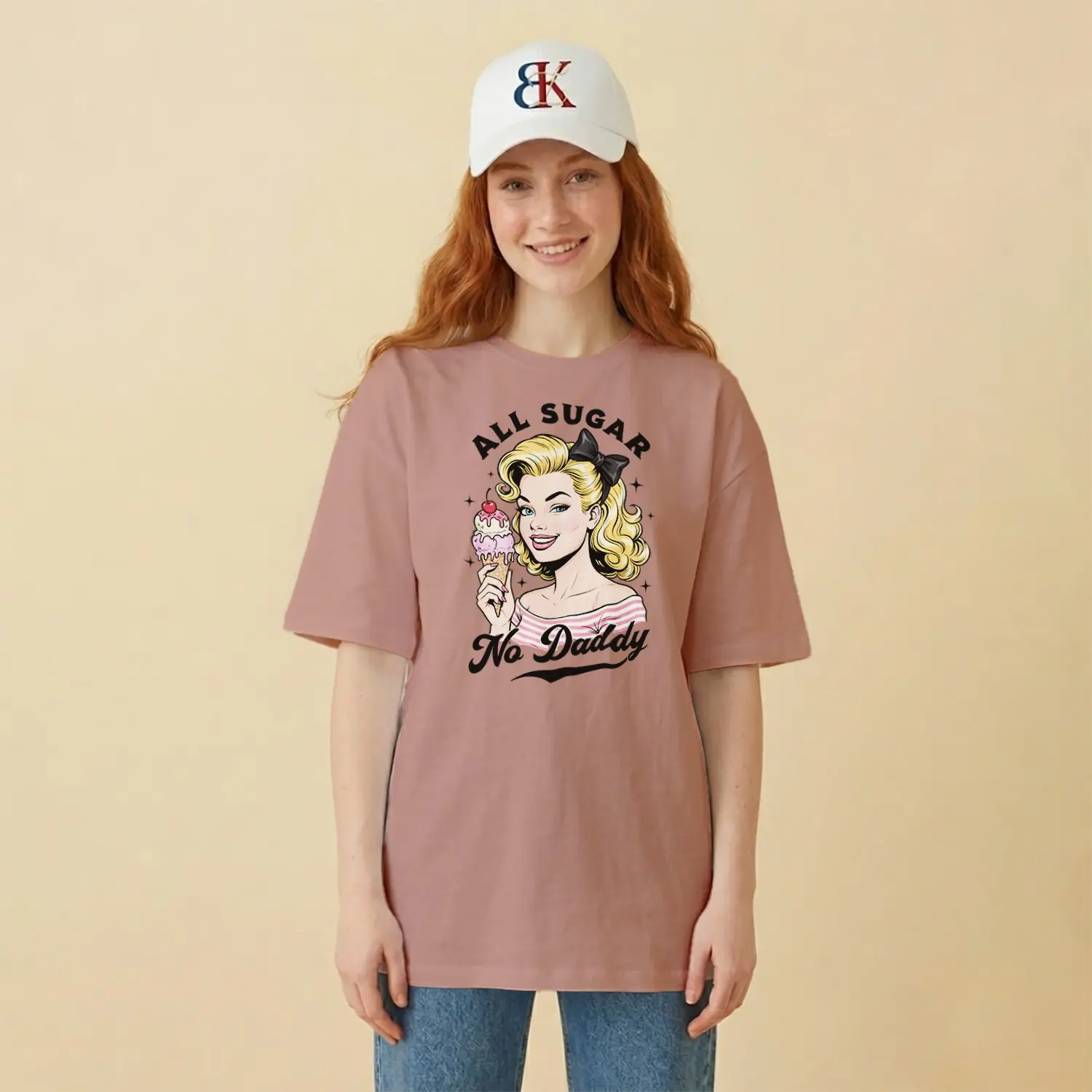 Retro Kız Dondurma Baskılı Kadın Tişört