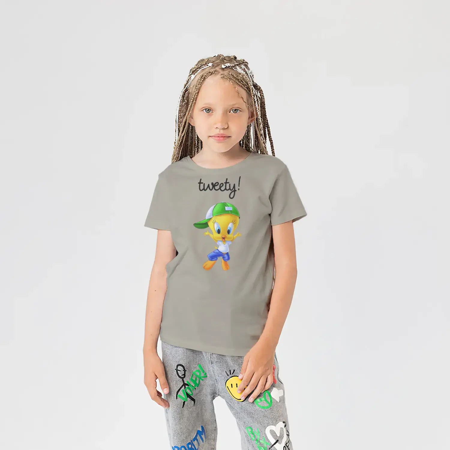Şapkalı Sarı Minik Kuş Figürlü Kız Çocuk Tişörtü