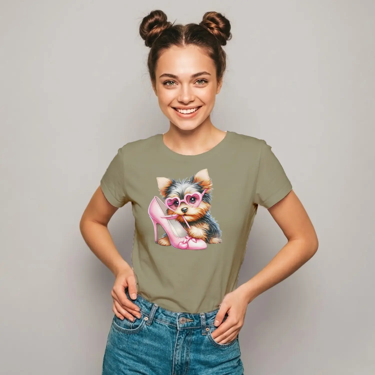 Topuklu Ayakkabılı Sevimli Köpek Baskılı Kadın Tişört